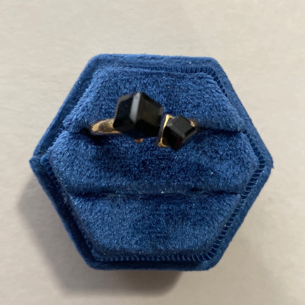 Statement Geometrical ring